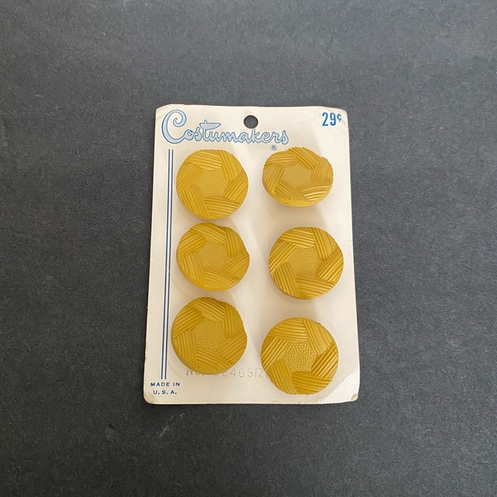 Costumakers vintage new old stock buttons No. 8246 size 36 7/8 inch